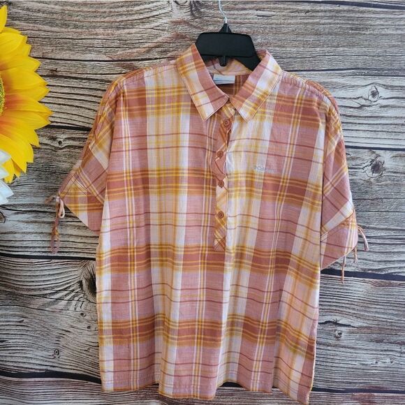 "Columbia " Woman's Short Sleeve Top Size: medium plaid pullover NWT - Picture 1 of 7
